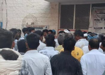 दो युवकों की मौत का मामला,18 घंटे बाद बनी सहमतिः परिजन शव लेकर घर रवाना, बाइकों की भिड़ंत में हुई थी दो युवकों की मौत