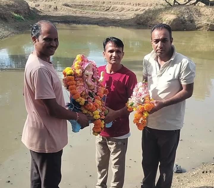 डुगरली ग्राम में मूर्ति विसर्जन कार्यक्रम हुआ आयोजित