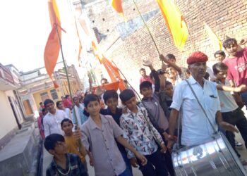 विरमपुरा ग्राम से 150 श्रदालुओ का पैदल जत्था कॉम्बेश्वर जी दर्शन को रवाना, ग्रामीणों ने किय्या स्वागत