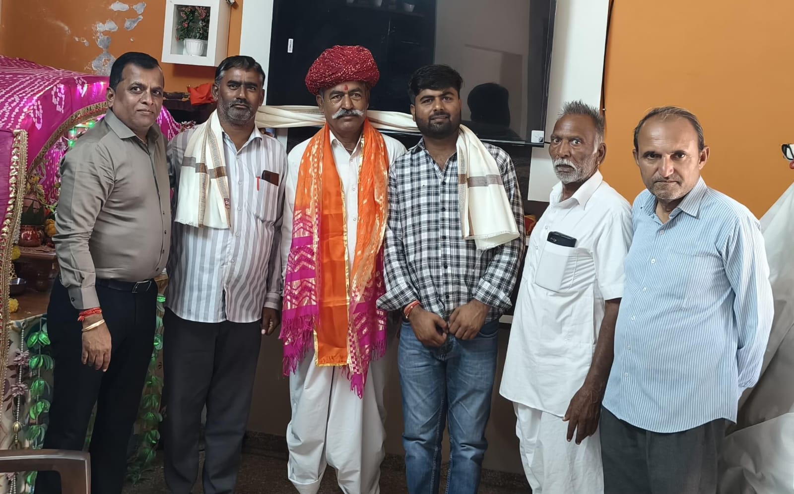नरेन्द्र परमार ने किया बाली नगर पालिका अध्यक्ष देवी बाई सहित परिवार का स्वागत