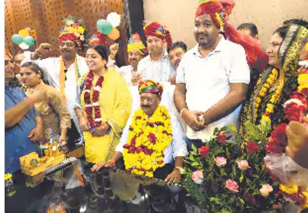 शिवगंज पालिकाध्यक्ष कुंदनमल ने संभाला पदभार, बोले-सभी वार्डों में प्राथमिकता से किए जाएंगे काम