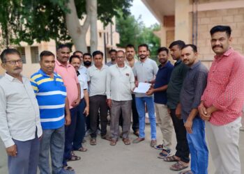 बेडा गांव में लोड सेटिंग के नाम पर बिजली कटौती, ग्रामीणों ने 133 केवी कार्यालय में दिया ज्ञापन