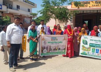 बेडा में ग्राम सभा का आयोजन, स्वच्छता शपथ, सफाई कर्मी सम्मान व हेल्थ चेकअप, एक पेड़ माँ के नाम कार्यक्रम आयोजित