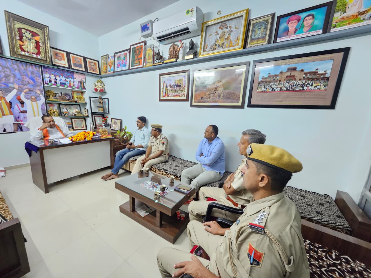 तखतगढ-मंत्रीजी कानून व्यवस्था को लेकर कहा रूख और पुलिस अधिकारीयो को भले चोरी और नशाखोरी पर कार्रवाई के सख्त निर्देश दिए