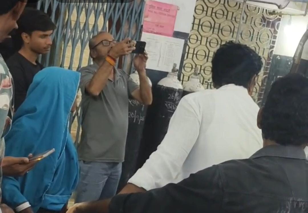 देसुरी-रणकपुर घाट में जीप पलटी, पीपला के 9 लोग घायल, बाली विधायक पुष्पेंद्र सिंह राणावत ने घायलों को बेहतर उपचार को लेकर दिए निर्देश