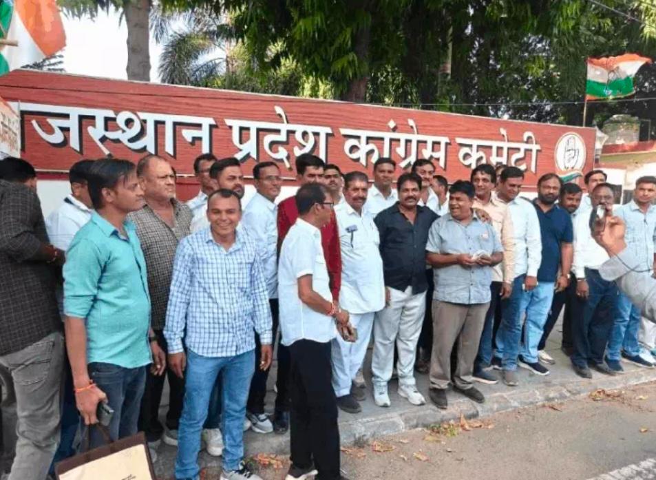 जयपुर पहुंचे कांग्रेस के बागी नेता, जांच कमेटी से मिलेः हिंगड़ टीम ने कहा- पाली में बहुमत के बाद भी पार्टी का बोर्ड नहीं बना, क्रॉस वोटिंग की जांच हो