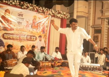 तखतगढ-आवो आवो नी म्हारा अजमलरा, हेलो म्हारो सांभलो,भव्य भजन संध्या मे राजस्थान के सिंगर कलाकारो ने एक शाम रामसापीर के नाम जगाई अलख