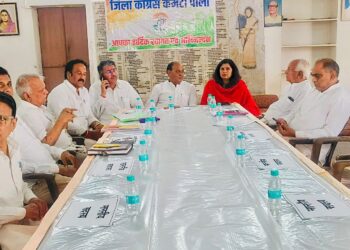 पाली जिला कांग्रेस की पोलिटिकल एडवाइज़री कमेटी की बैठक में पंचायत राज चुनाव को लेकर विस्तार से चर्चा कर रणनीति बनाई गई
