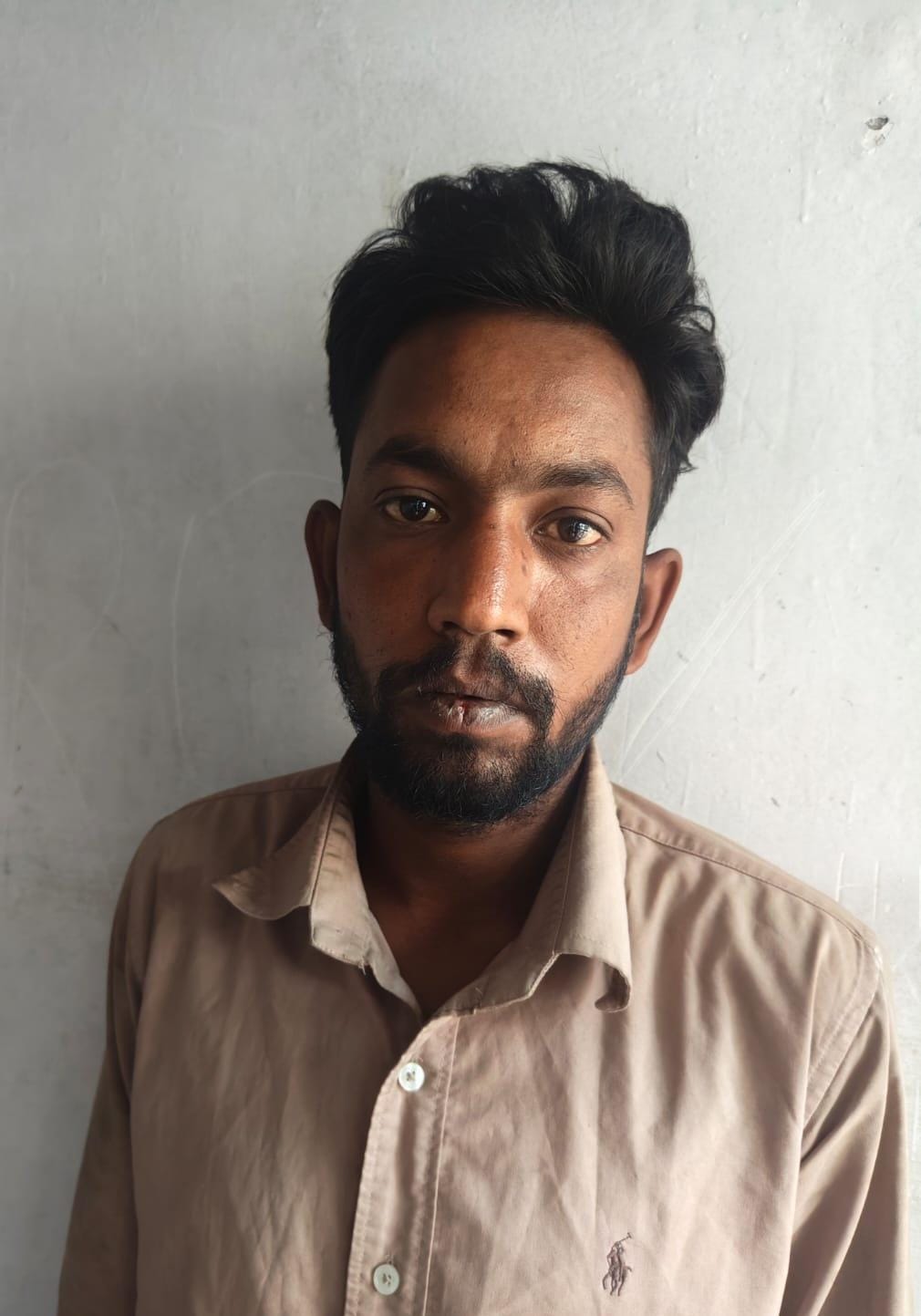 पाली- 08 लाख के गहने एंव 01 लाख रू नगद चोरी,बजरंग बाडी में 5 तोला सोने व 200 ग्राम चांदी के आभुषण 1 लाख चोरी का आरोपी&nbsp; मो बन्दू गिरफतार
