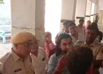 सिरोही-एनेस्थीसिया की सुई लगते ही आया अटैक: ऑपरेशन थिएटर में बुजुर्ग की मौत, परिजनों ने डॉक्टर पर लगाया लापरवाही का आरोप