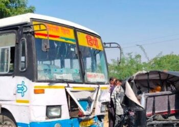 रामसीन भीनमाल रोड पर रोडवेज बस-टेंपो की भिड़ंत, मां, बेटा-बेटी की मौत: एक गंभीर घायल